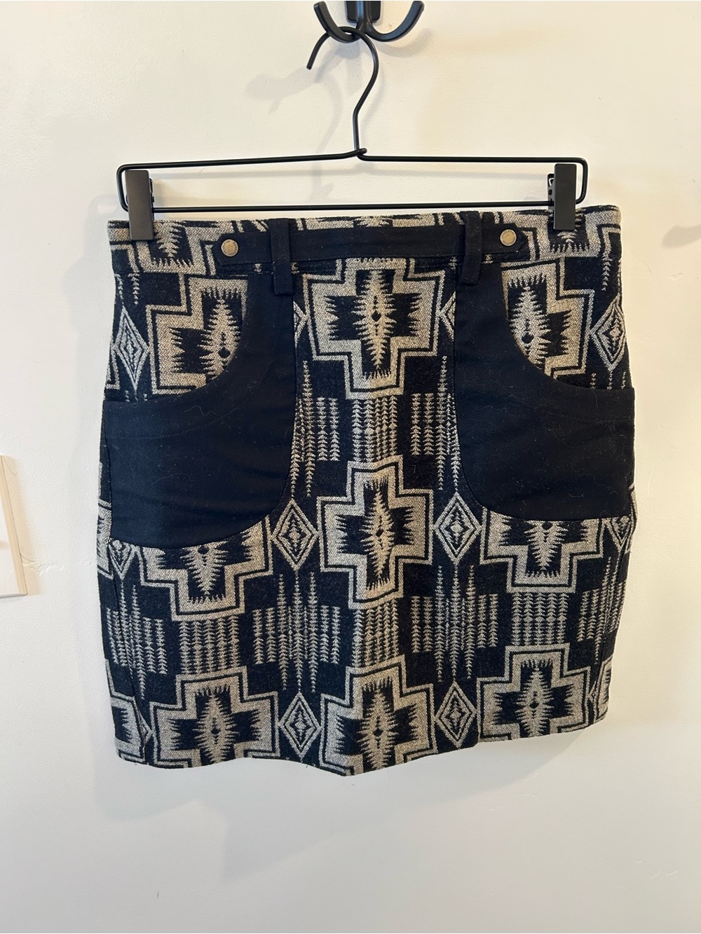 Pendleton Black & Cream Patterned Women's Skirt